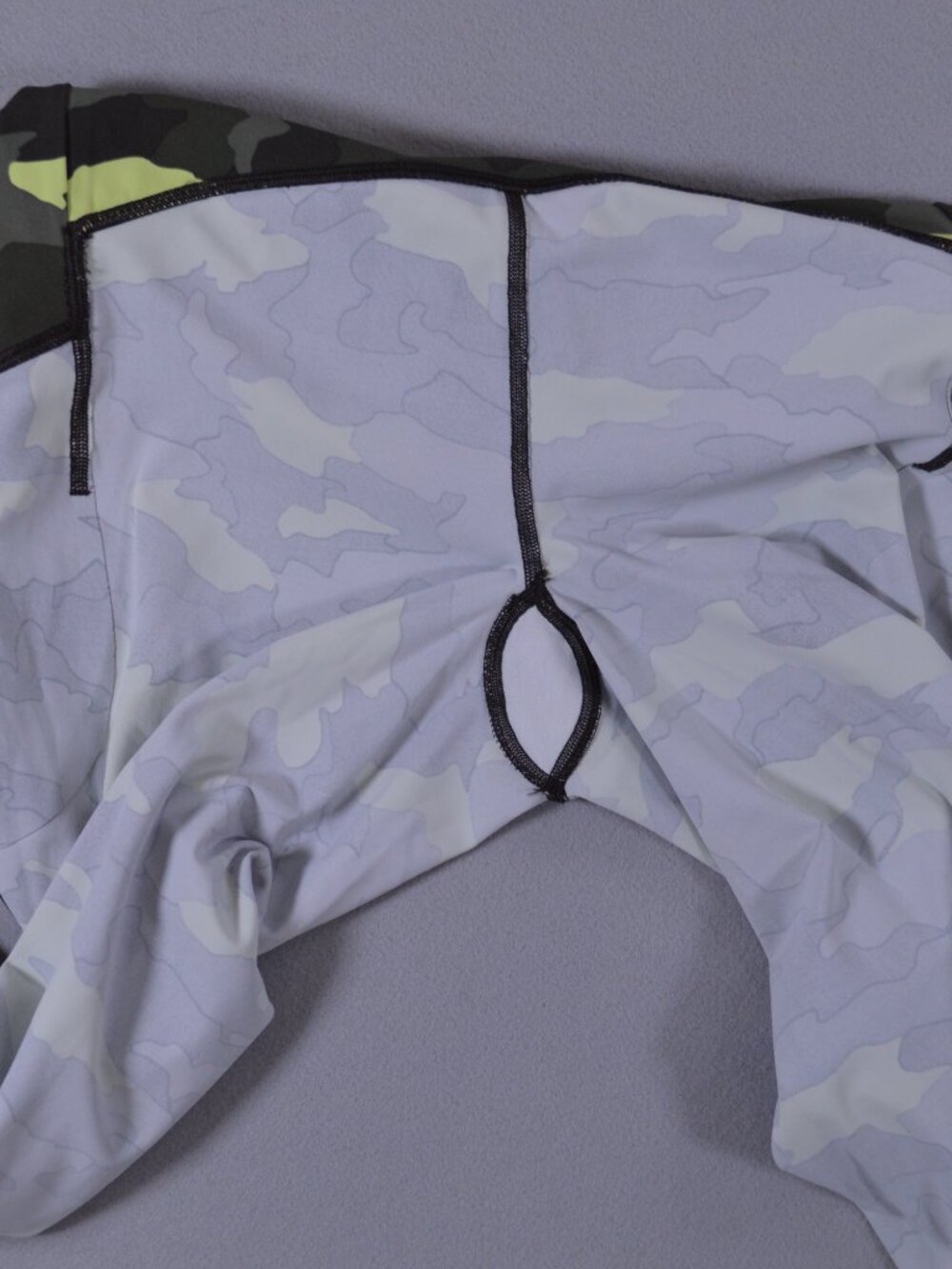 Lululemon Swift Speed High Rise Crop 21 Camo Leggings Size 10 Luxtreme - Picture 9 of 15